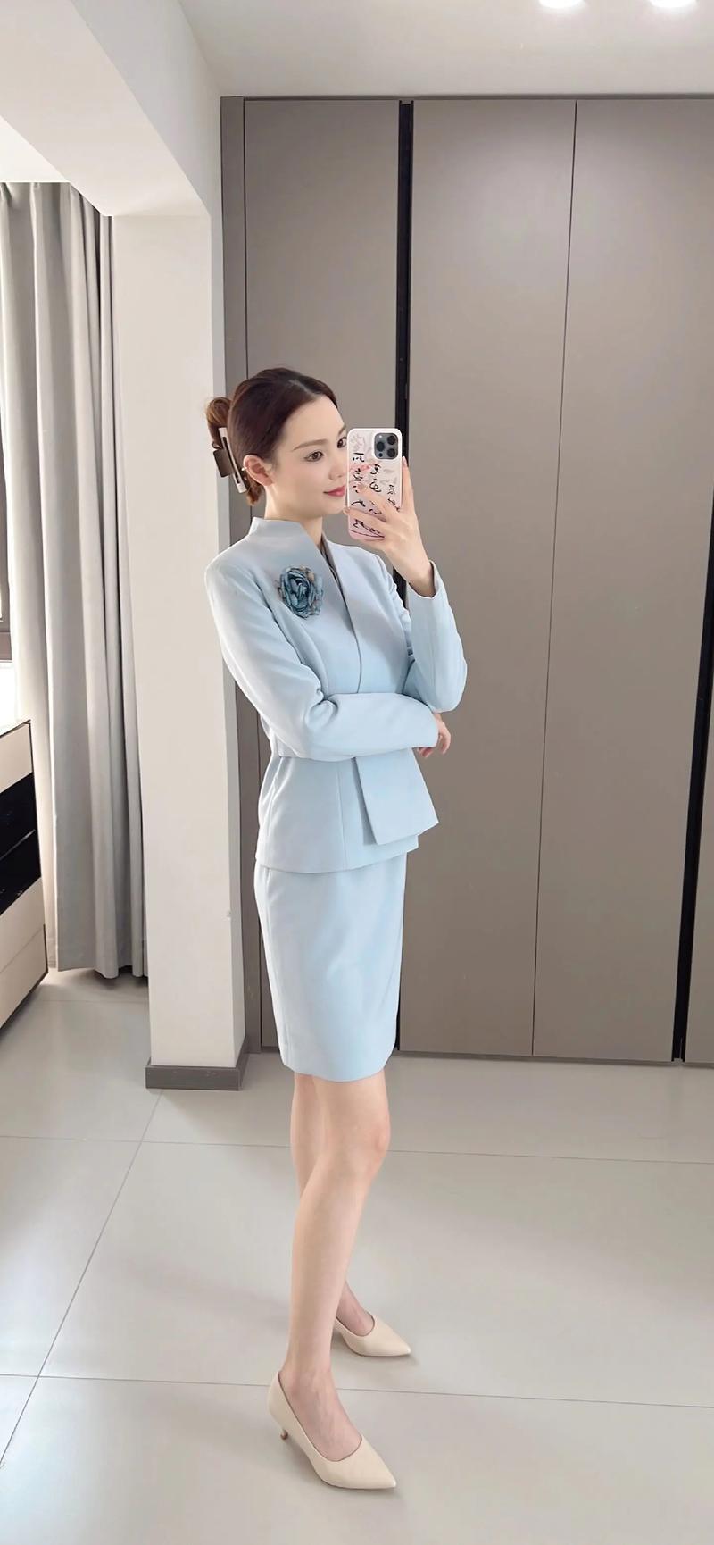 校服定制：为孩子打造个性与品质兼具的未来